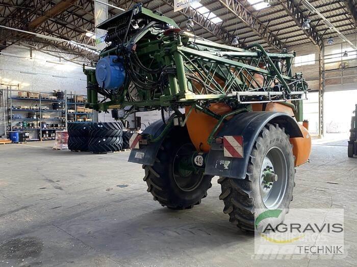Amazone UX 5200 Çekilir pülverizatörler