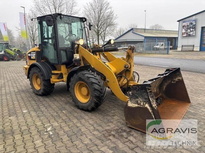 CAT 908 Tekerlekli yükleyiciler