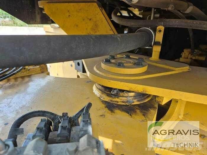 CAT 930 M Tekerlekli yükleyiciler