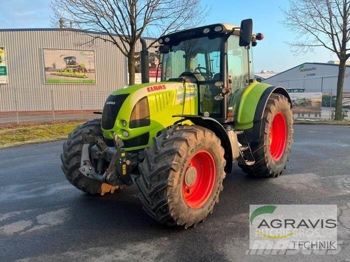 CLAAS ARION 640 CEBIS Traktörler
