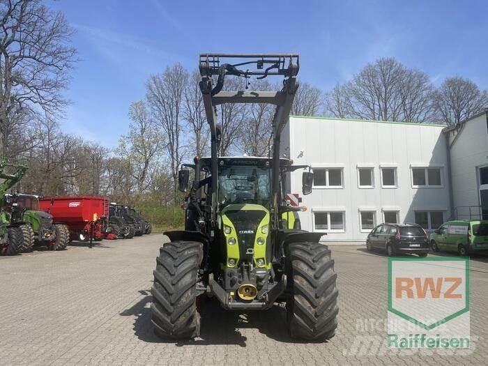 CLAAS Arion 660 Traktörler