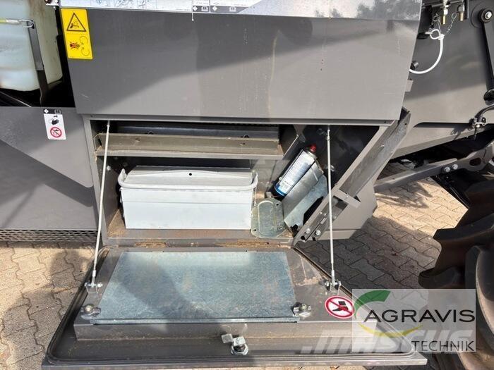CLAAS TRION 650 Biçerdöverler