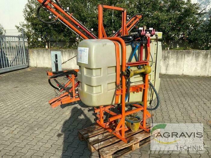 Douven 600 L Çekilir pülverizatörler