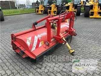 Dücker UM 27 Hasat makineleri