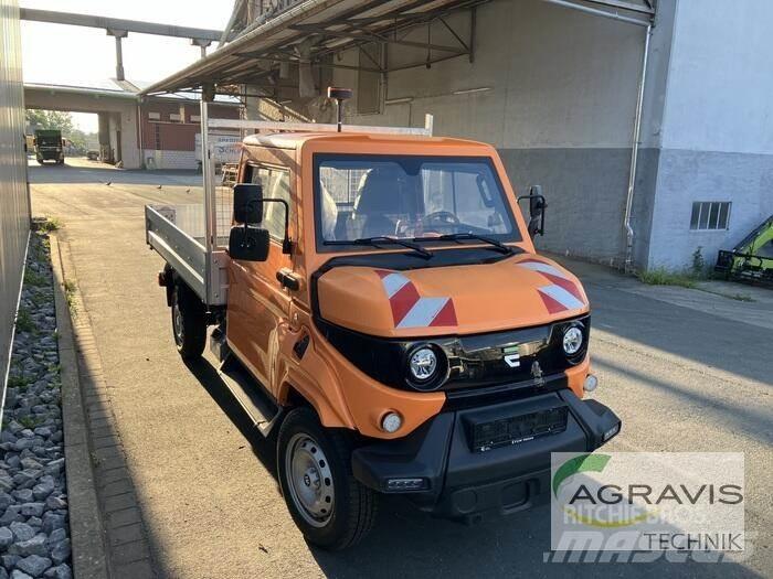 Evum MOTORS ACAR XL Otomobiller