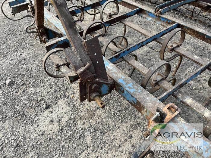  FEDERZINKENEGGE Tirmiklar