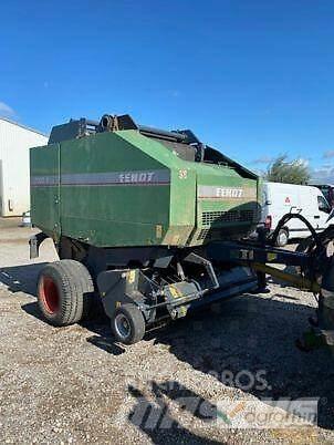 Fendt 2900V Rulo balya makinalari