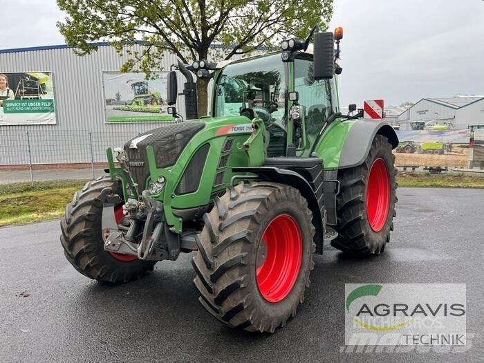 Fendt 714 VARIO S4 Traktörler