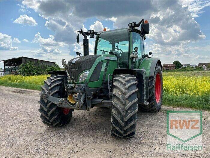 Fendt 718 Vario Traktörler