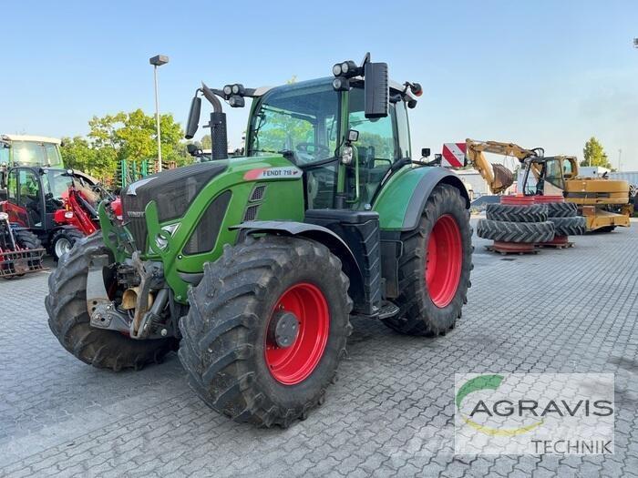 Fendt 718 VARIO S4 Traktörler