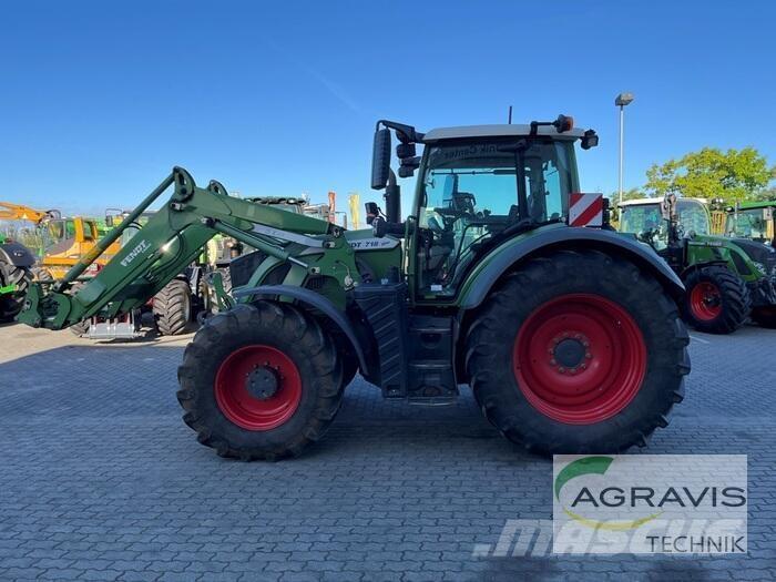 Fendt 718 VARIO S4 Traktörler