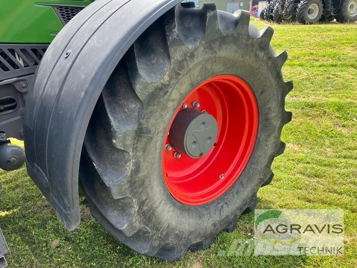 Fendt 718 VARIO S4 Traktörler