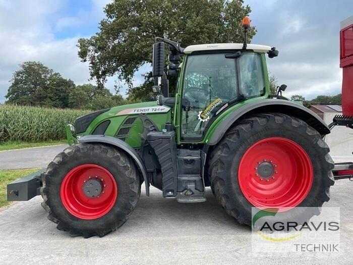 Fendt 724 VARIO S4 Traktörler