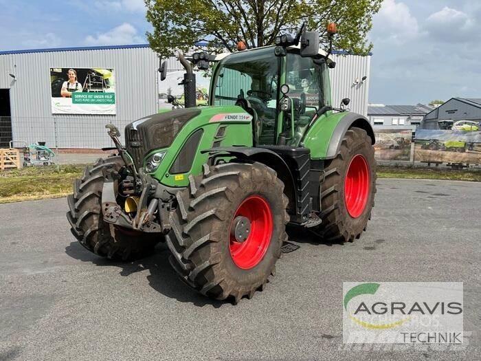 Fendt 724 VARIO S4 Traktörler