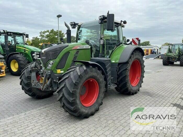Fendt 724 VARIO S4 Traktörler