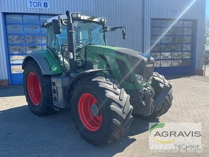 Fendt 824 VARIO SCR Traktörler