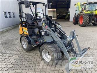 GiANT G2200E Tekerlekli yükleyiciler