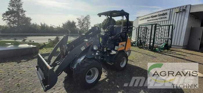 GiANT G2300 HD Tekerlekli yükleyiciler