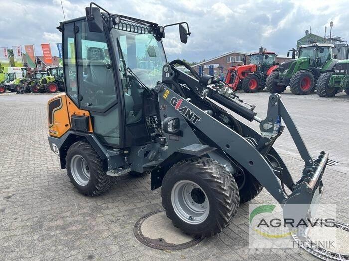 GiANT G2700 E Tekerlekli yükleyiciler