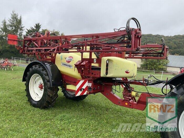 Hardi Commander 2800 Çekilir pülverizatörler