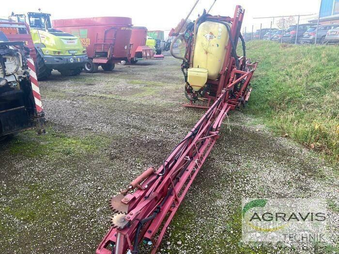 Hardi MEGA 1000 LTR. Çekilir pülverizatörler