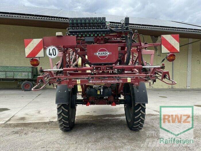 Hardi Navigator 4000 Çekilir pülverizatörler