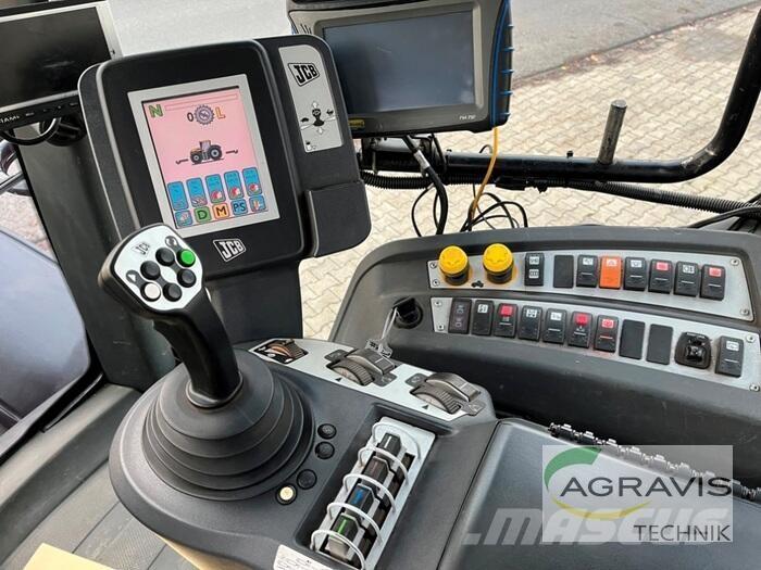 JCB 8310 Traktörler