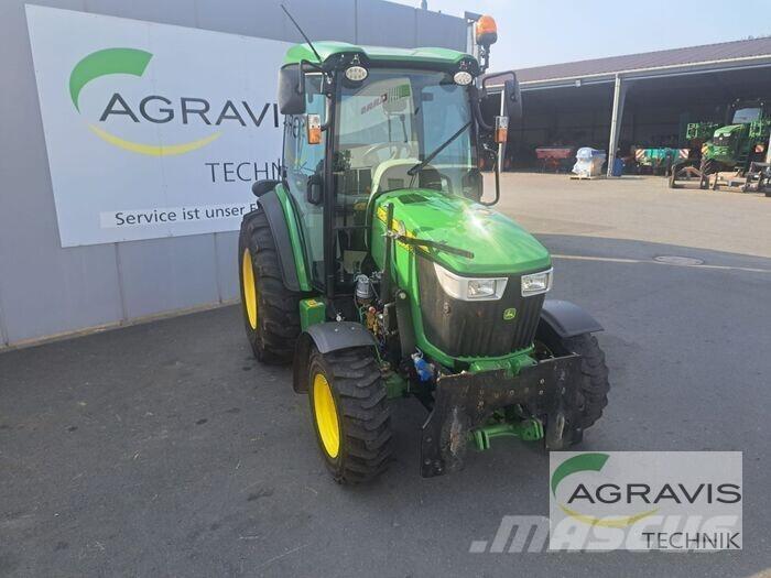 John Deere 4066 R Traktörler