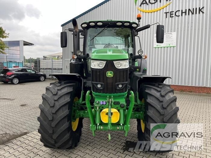 John Deere 6215 R Traktörler