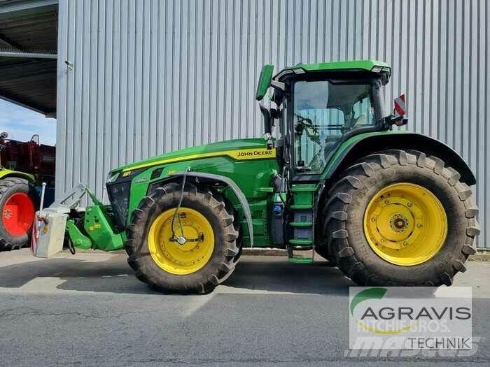 John Deere 8310 R Traktörler