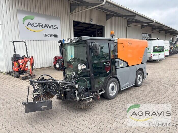 Kärcher MC250 Cadde süpürücüler