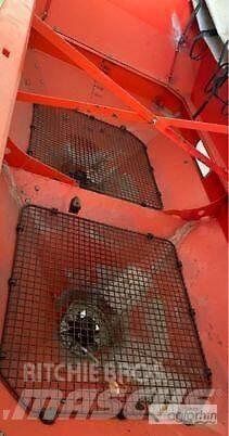 Kuhn Axis 40.1W Mineral gübre dagiticilar