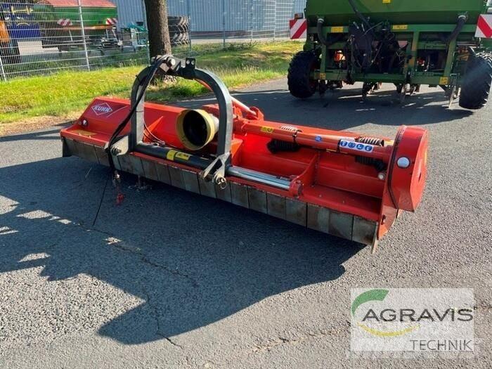 Kuhn BP 28 Hasat makineleri