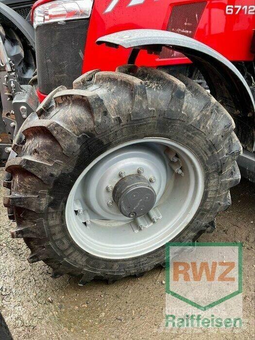 Massey Ferguson 6712 Traktörler