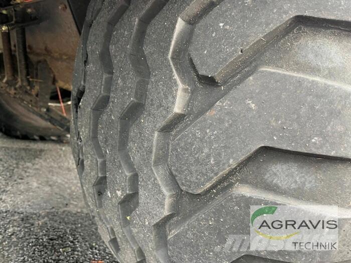 New Holland BB 940 Küp balya makinalari