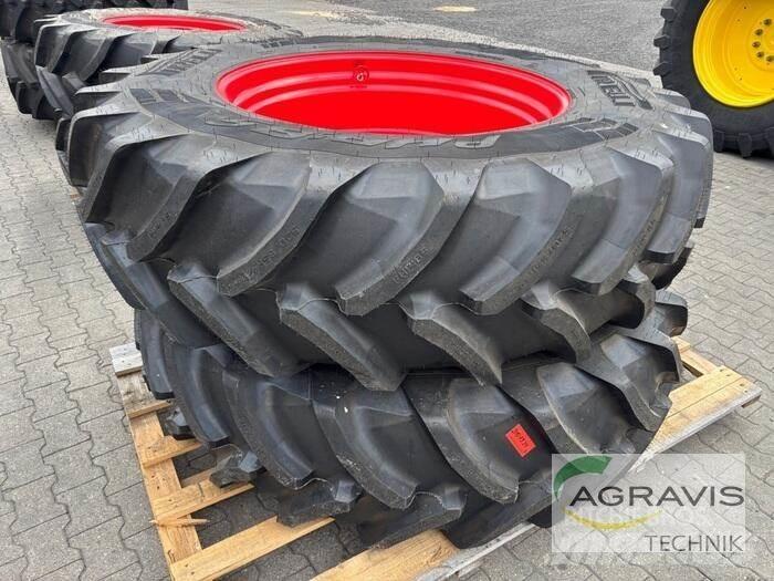 Pirelli KR 520/85R42 Tekerlekler