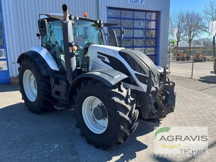 Valtra T 214 D Traktörler
