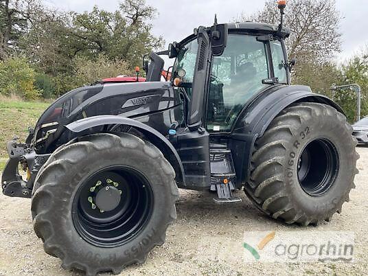 Valtra T215D Traktörler