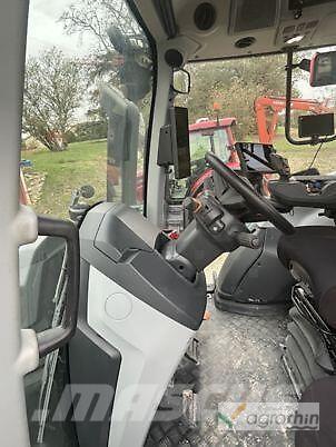 Valtra T215D Traktörler