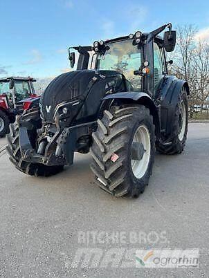 Valtra T254V Traktörler