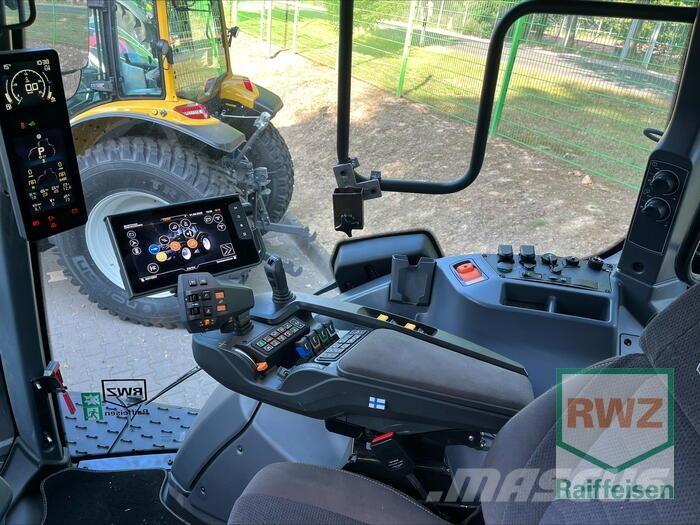 Valtra T255Versu Traktörler