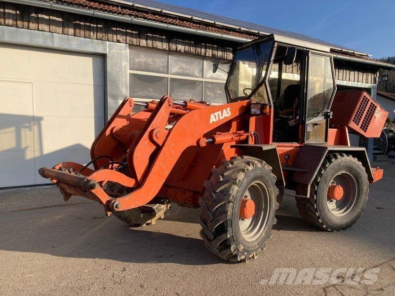 Atlas AR 82 E Tekerlekli yükleyiciler