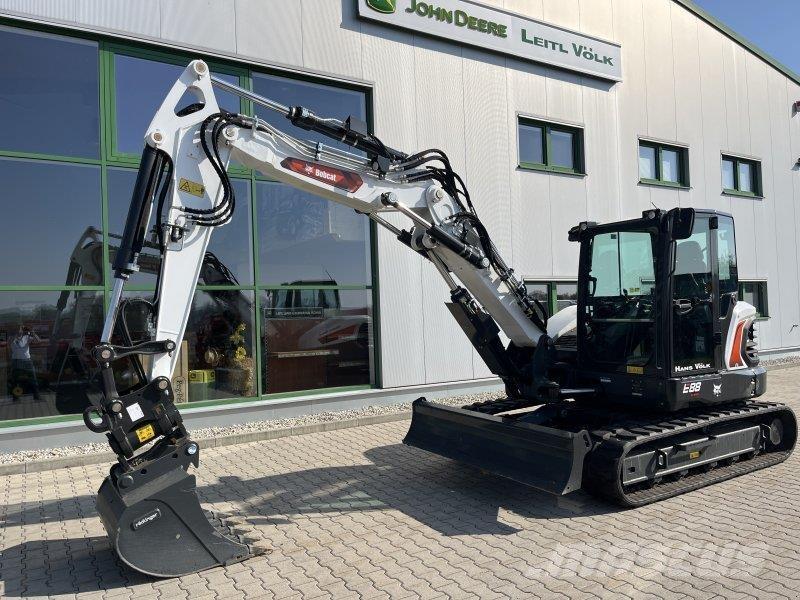 Bobcat E88 Lastik tekerli ekskavatörler