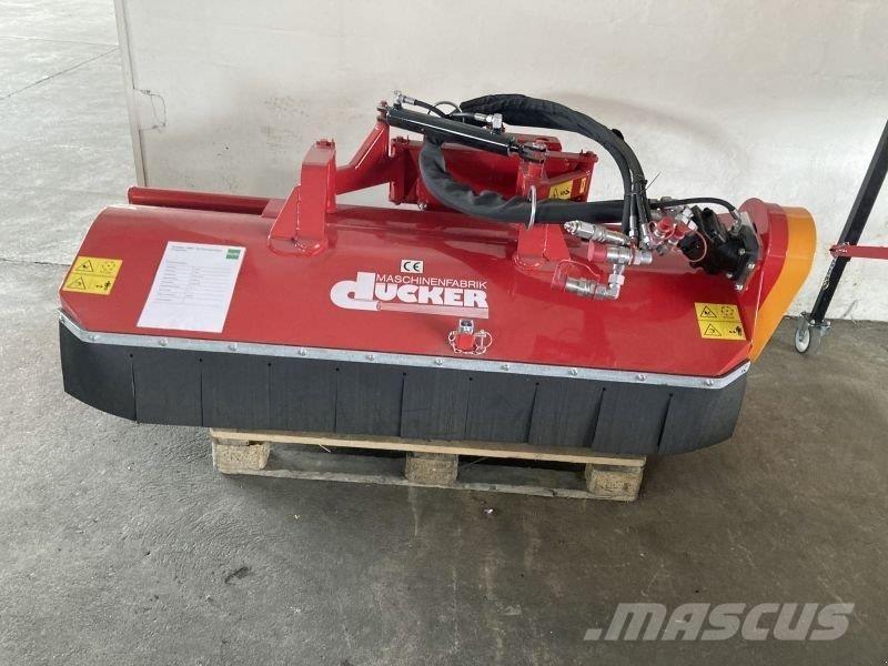 Dücker UMT 18 Arkasından yürünen çim biçme makineleri