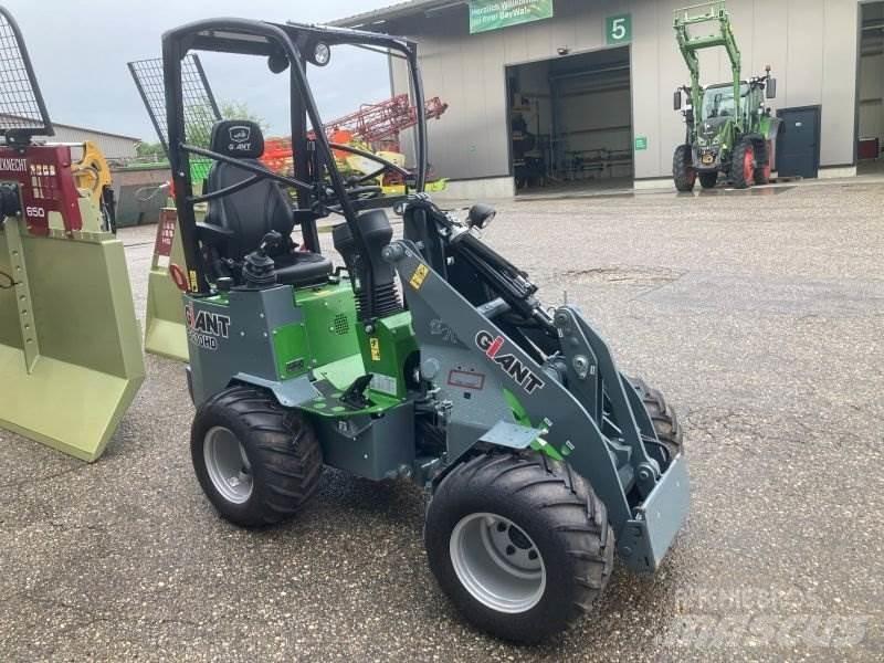 GiANT G1200 Skid steer loderler