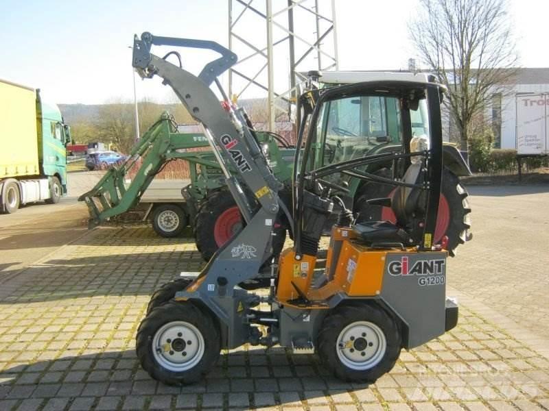 GiANT G1200 Skid steer loderler