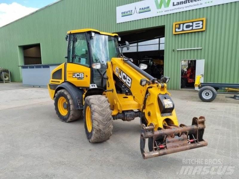 JCB TM 220 Tekerlekli yükleyiciler