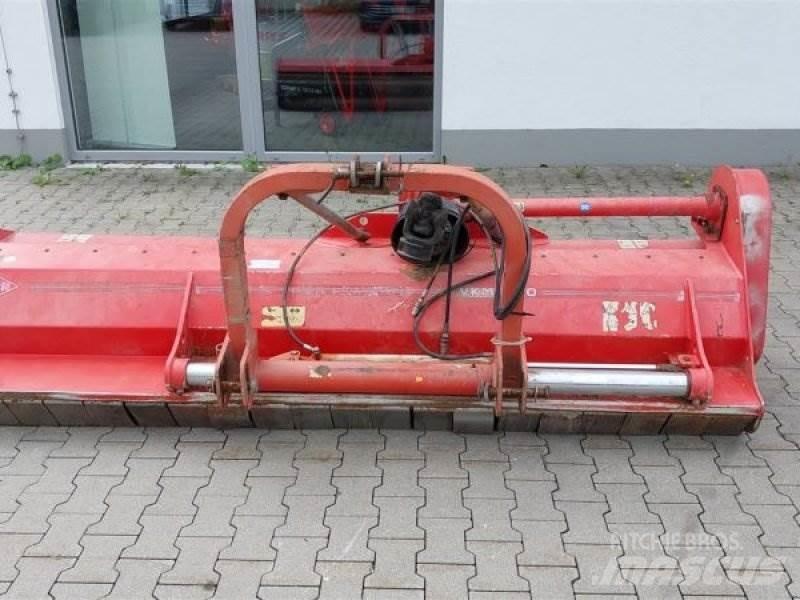 Kuhn VKM 280 Silaj makinasi