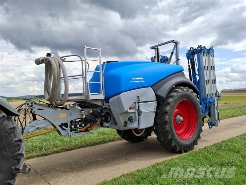 Lemken Vega 12 Gübre dagitma tankerleri