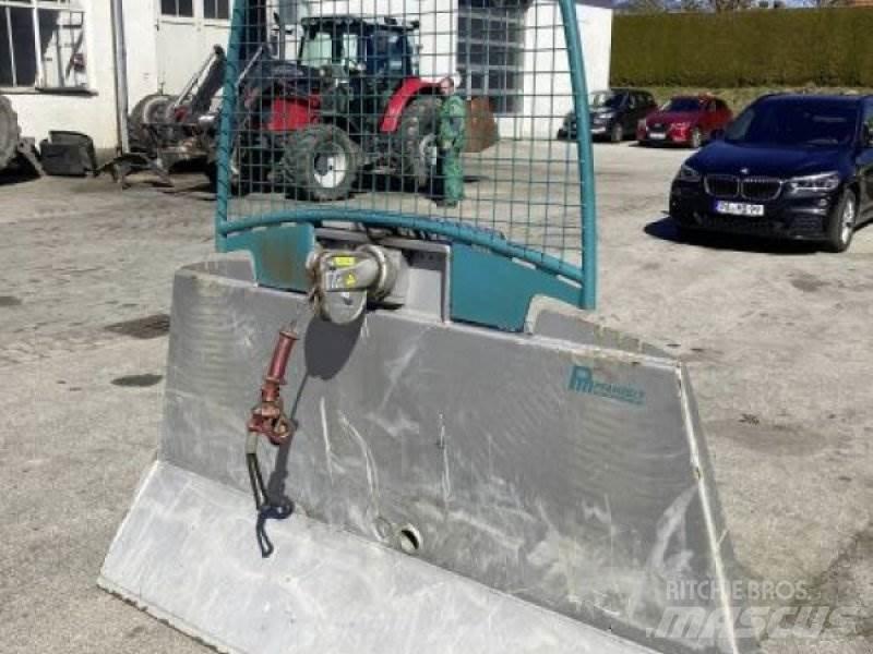 Pfanzelt P170 Vinçler